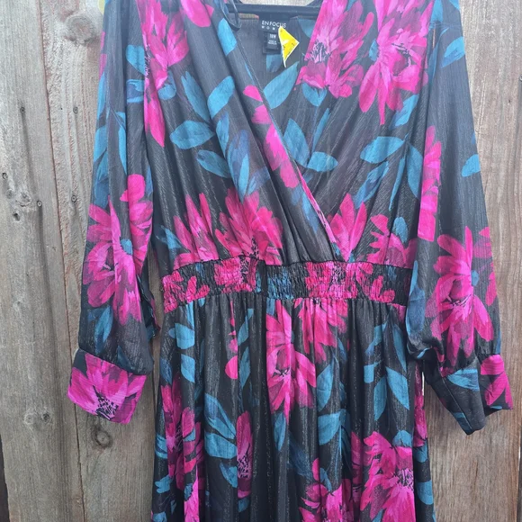 Enfocus Studio Black and Pink Floral Maxi Dress - Picture 1 of 2